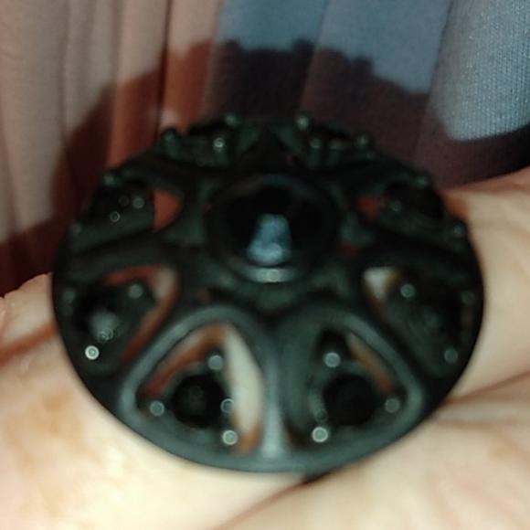 Ring - Picture 5 of 5